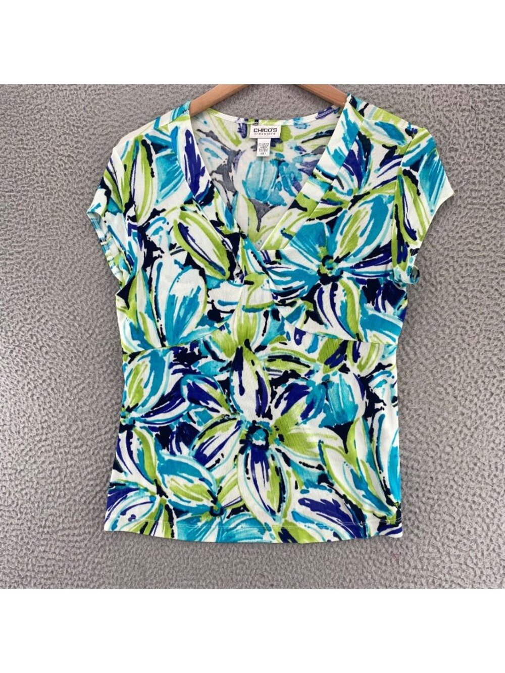 Chicos Top Womens 1 US Medium Travelers Blue Green Floral Art V Neck Tee Stretch